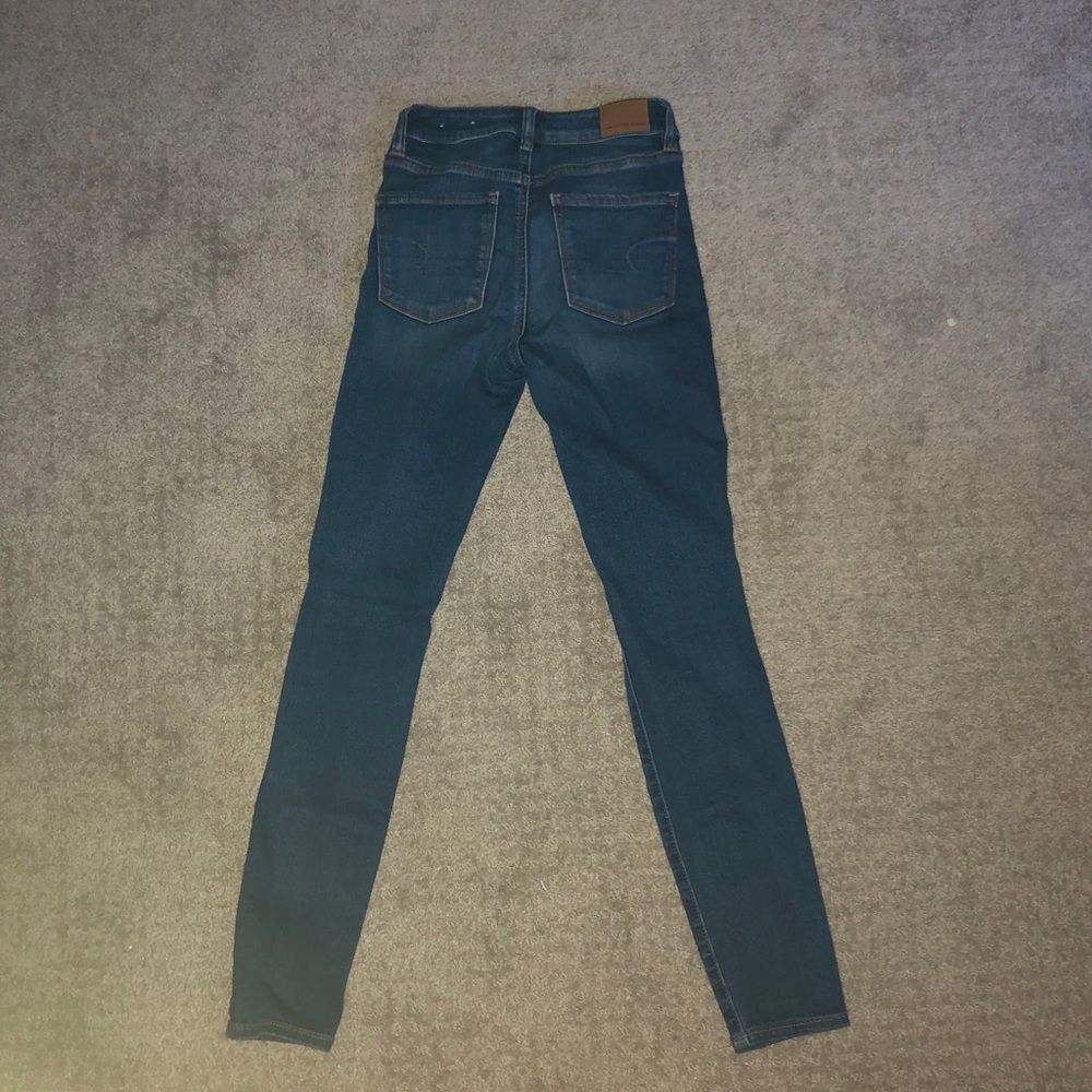 AMERICAN EAGLE RIPPED JEANS - Picture 3 of 3